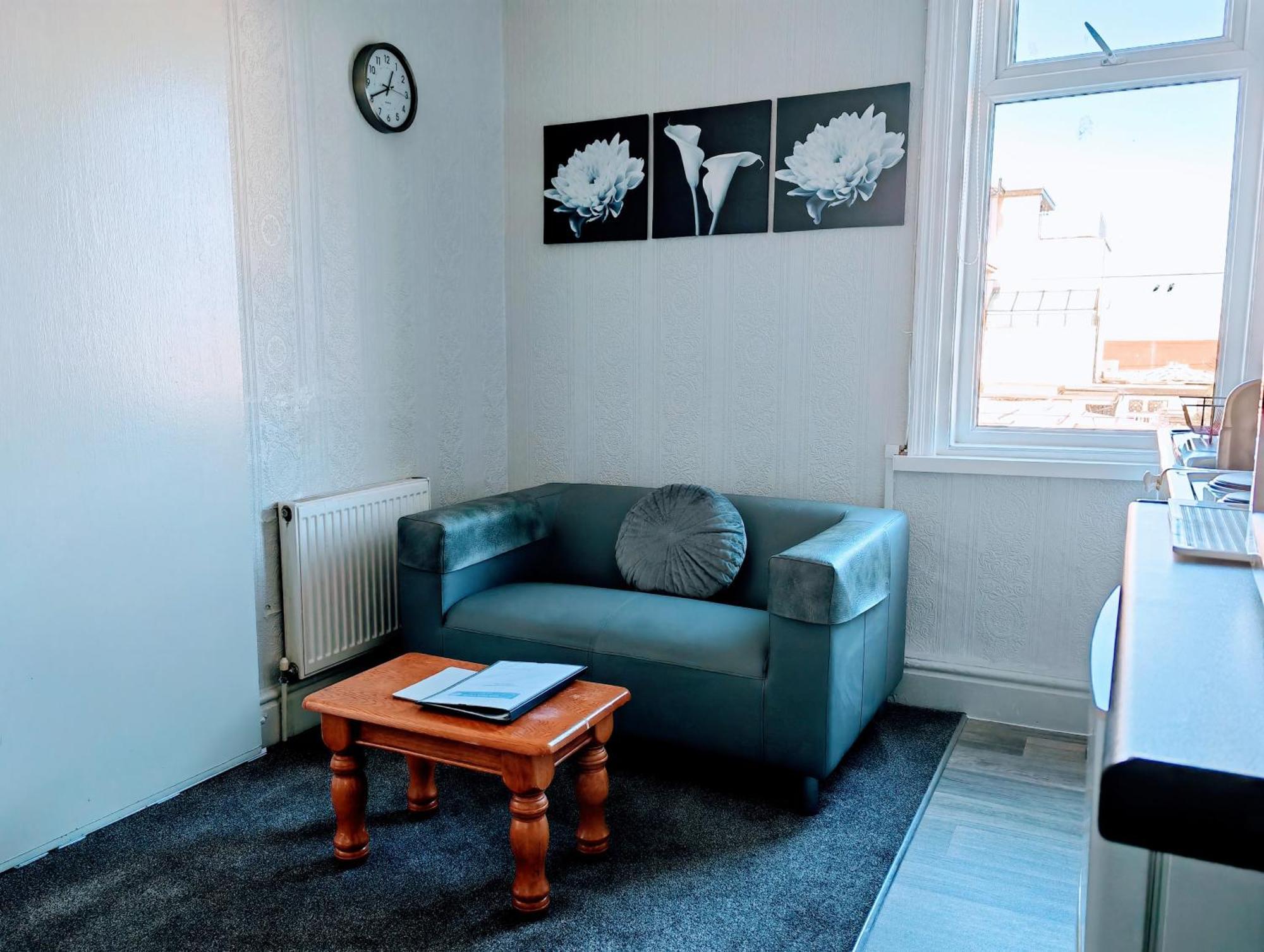 Seahawk Holiday Apartments Cleveleys Bagian luar foto